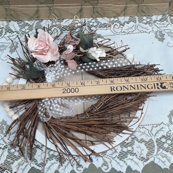 Hand made Victorian Pastel pink tones twig heart door hanger. - Picture 7 of 7